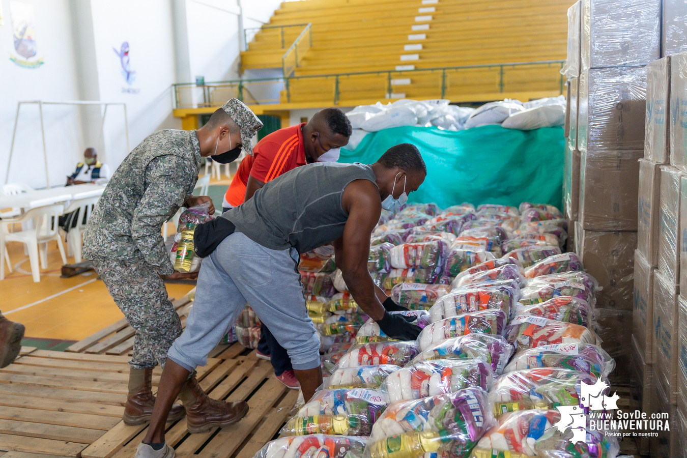 La Fundación Telefónica Movistar entregó donación de mercados y kits de bioseguridad a la Alcaldía Distrital de Buenaventura