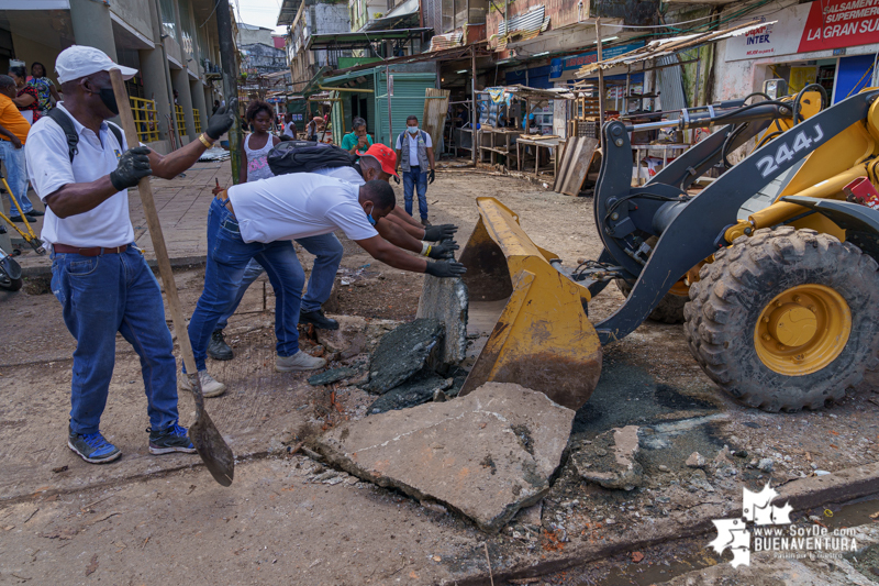 Avanza a buen ritmo la desafectación de los alrededores de la plaza de mercado José Hilario López de Pueblo Nuevo 