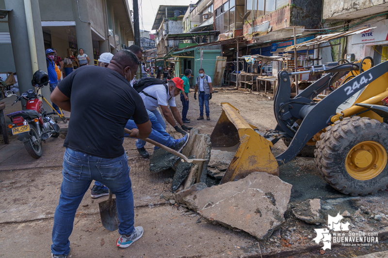 Avanza a buen ritmo la desafectación de los alrededores de la plaza de mercado José Hilario López de Pueblo Nuevo 