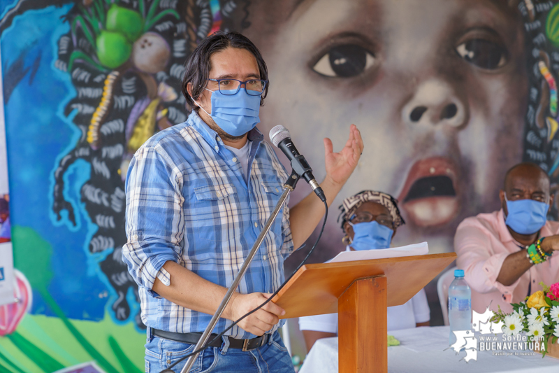 Mujeres víctimas del conflicto armado entregaron tapabocas, sábanas y elementos de bioseguridad para puestos de salud en Buenaventura 