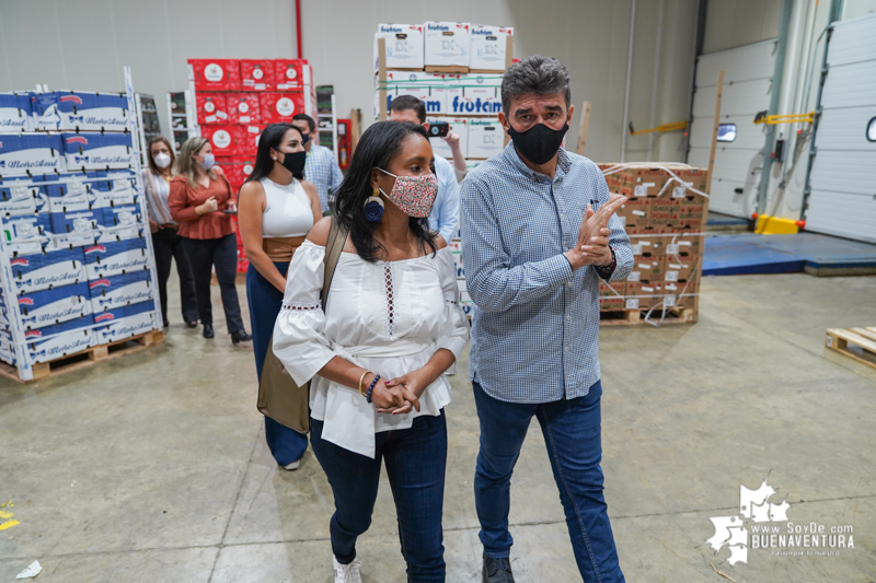 El Ministro de Comercio y la bancada parlamentaria del Valle visitaron Buenaventura para conocer proyectos de reactivación económica