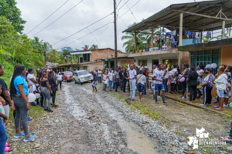 En medio de lágrimas, un fuerte llamado a la paz y rechazo a la violencia, los habitantes de Sabaletas despidieron a Cristian Andrés Estrella Riascos