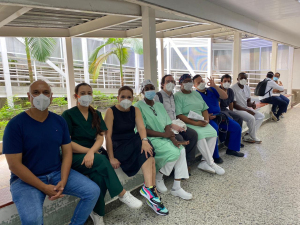 Médicos del principal hospital de Buenaventura son entrenados por especialistas de la Fundación Valle del Lili como parte de ‘Hospital Padrino’