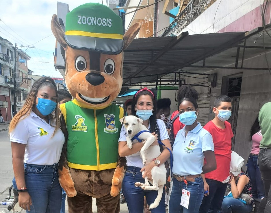 La Secretaría de Salud de Buenaventura realizó jornada de vacunación y esterilización a caninos y felinos. 