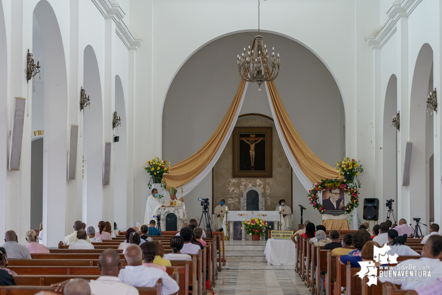 Autoridades y comunidad de Buenaventura conmemoraron el 49 aniversario del fallecimiento del Monseñor Gerardo Valencia Cano