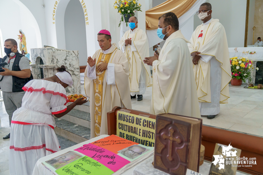 Autoridades y comunidad de Buenaventura conmemoraron el 49 aniversario del fallecimiento del Monseñor Gerardo Valencia Cano