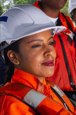 Mujeres de la Dirección General Marítima hacen historia en mares, ríos y puertos de Colombia