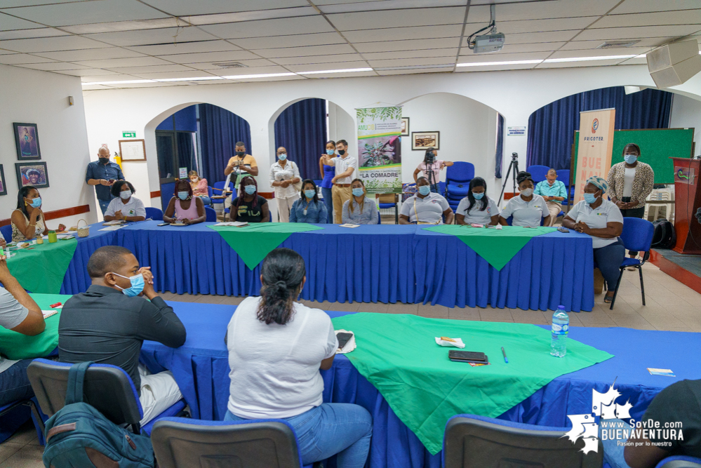 Emprendedores de Buenaventura le apuestan a su crecimiento empresarial gracias al proyecto de certificación Invima 