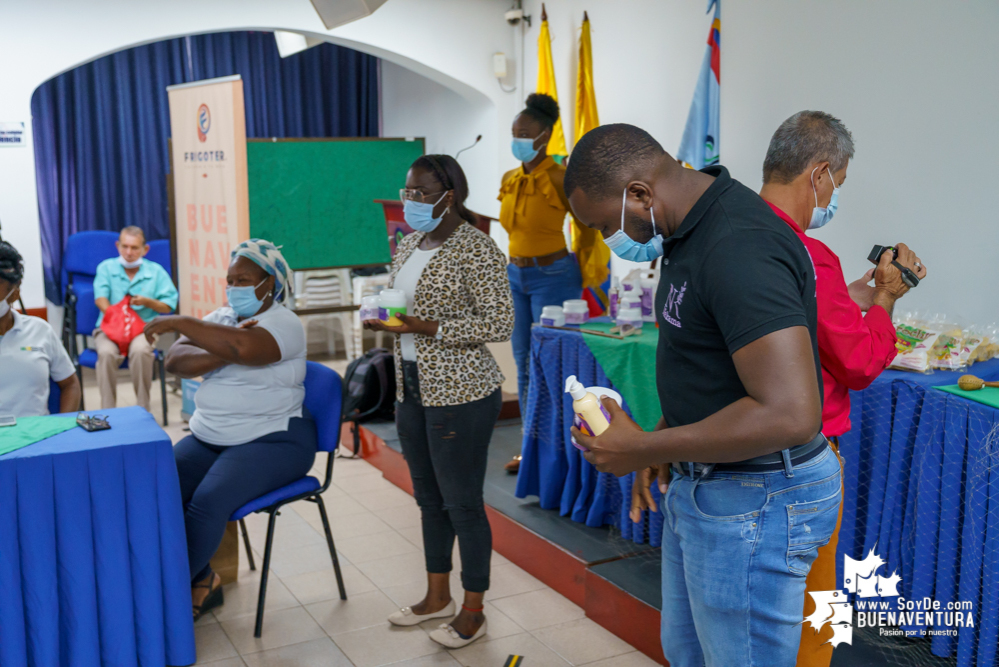 Emprendedores de Buenaventura le apuestan a su crecimiento empresarial gracias al proyecto de certificación Invima 