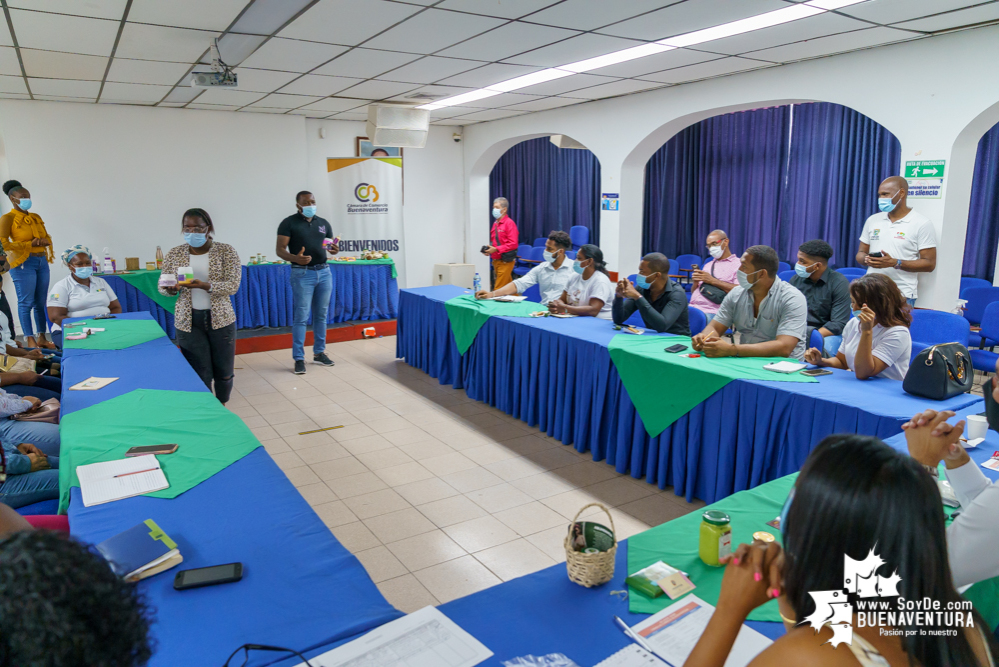 Emprendedores de Buenaventura le apuestan a su crecimiento empresarial gracias al proyecto de certificación Invima 