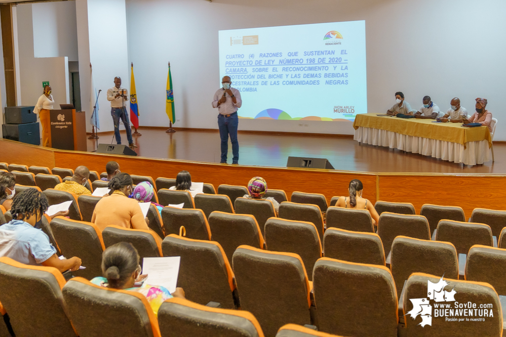 Avance en el Congreso de la República el Proyecto de Ley que busca proteger la producción del viche en las comunidades afro del pacífico colombiano 