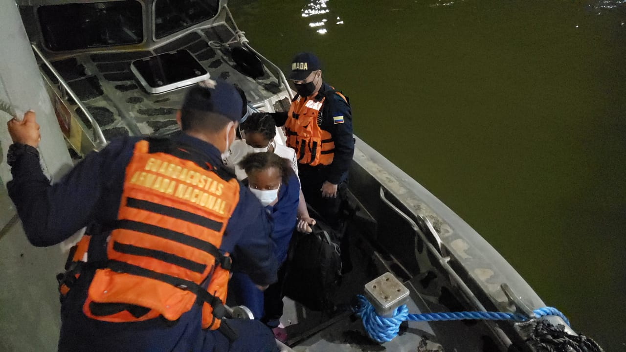 La Armada de Colombia atendió emergencias de habitantes en zona rural de Buenaventura