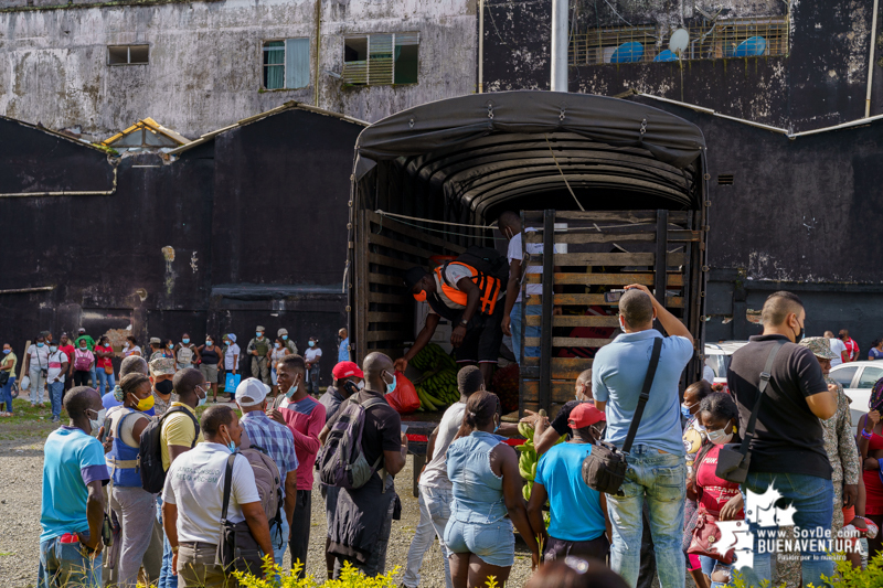 Superando todas las expectativas se realizó el Mercado Popular Campesino en Buenaventura