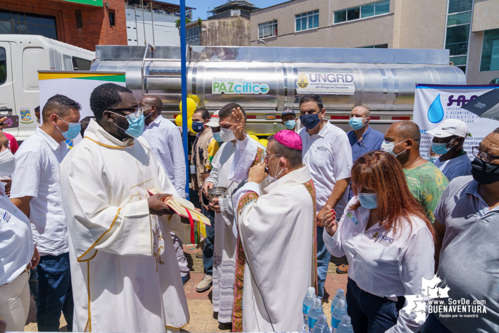 Buenaventura cuenta con tres carrotanques nuevos para mejorar el suministro de agua potable en algunos barrios de la ciudad