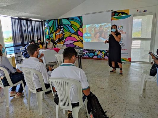 El Gobierno del Valle socializa con jóvenes de población diversa la importancia de su participación en elección de consejos de Juventud