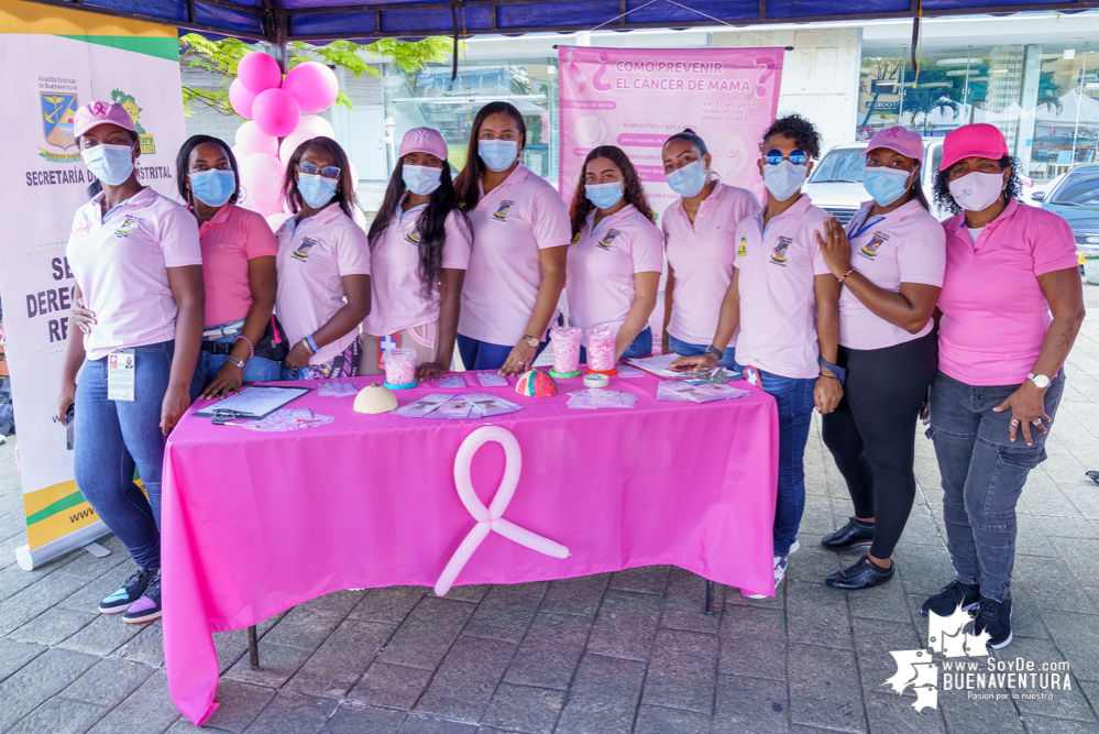 Con rumbaterapia se realizó en Buenaventura el Domingo Rosa para conmemorar el Día Mundial de la Lucha contra el cáncer de seno 