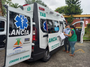 La Alcaldía Distrital de Buenaventura entregó dos ambulancias al Hospital Luis Ablanque de la Plata