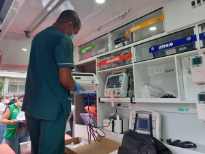 La Alcaldía Distrital de Buenaventura entregó dos ambulancias al Hospital Luis Ablanque de la Plata