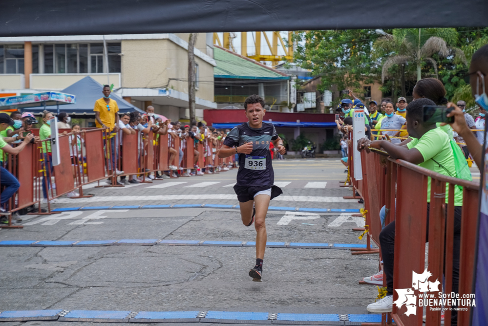 Más de mil atletas hicieron parte de la Carrera Atlética Buenaventura Corre 2021 