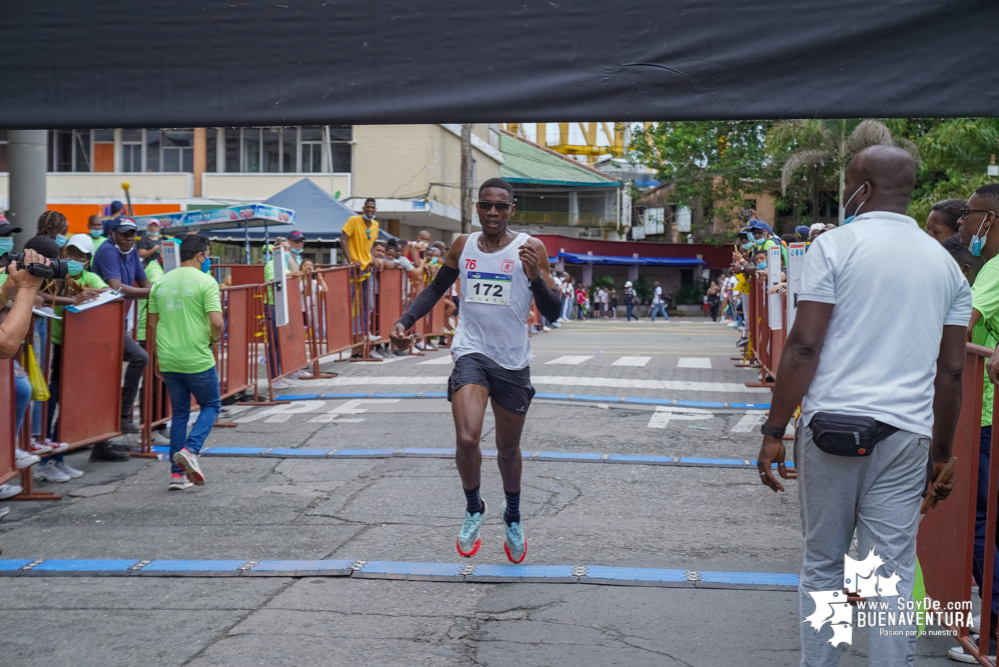 Más de mil atletas hicieron parte de la Carrera Atlética Buenaventura Corre 2021 