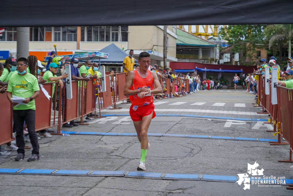 Más de mil atletas hicieron parte de la Carrera Atlética Buenaventura Corre 2021 