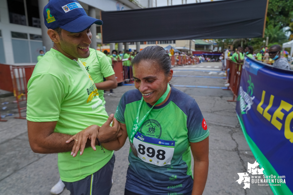 Más de mil atletas hicieron parte de la Carrera Atlética Buenaventura Corre 2021 