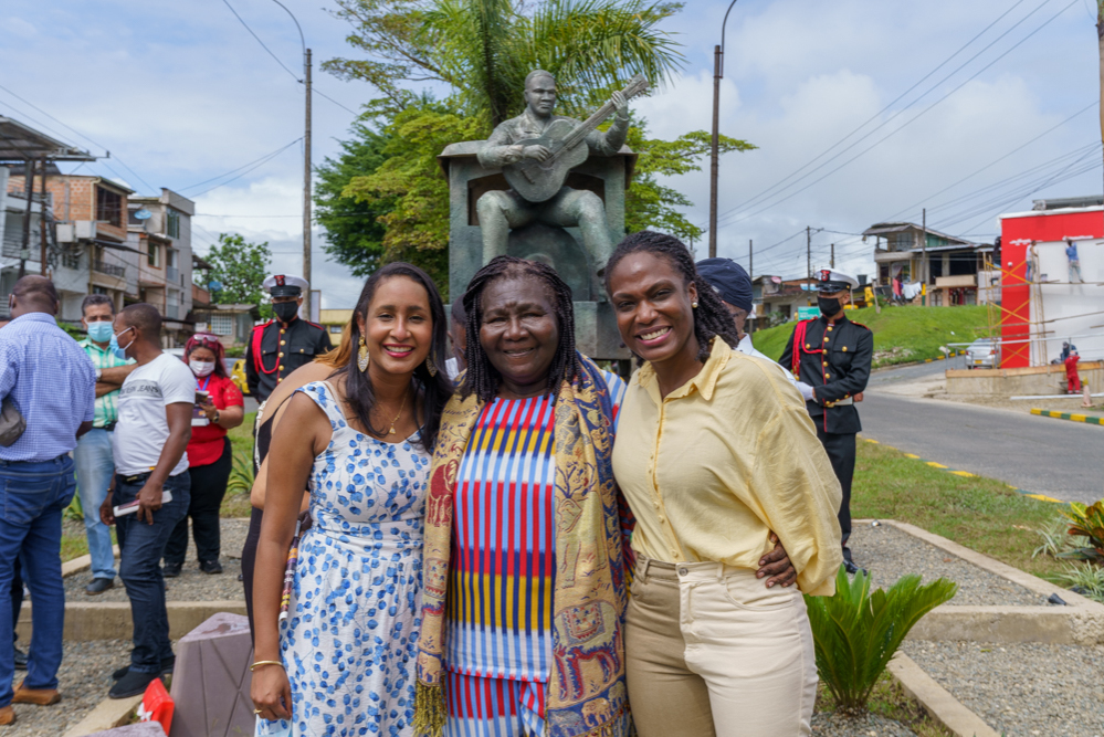 Con la entrega de escultura, Buenaventura saldó deuda histórica con Petronio Álvarez 