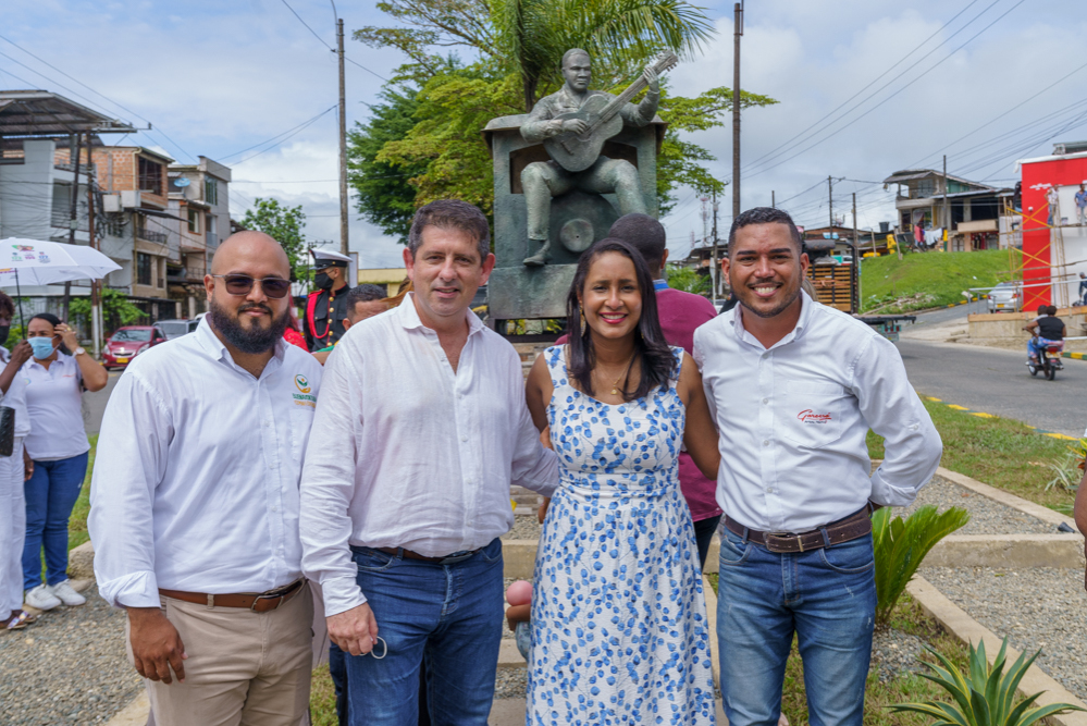 Con la entrega de escultura, Buenaventura saldó deuda histórica con Petronio Álvarez 