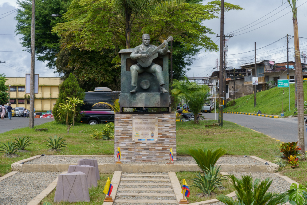 Con la entrega de escultura, Buenaventura saldó deuda histórica con Petronio Álvarez 