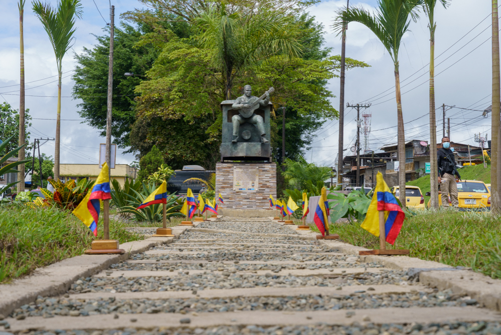 Con la entrega de escultura, Buenaventura saldó deuda histórica con Petronio Álvarez 