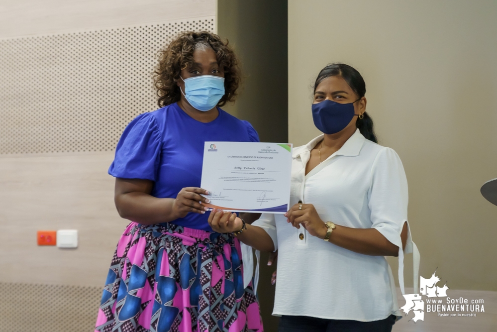 Mujeres microempresarias victimas del conflicto armada en Buenaventura, fortalecieron sus habilidades para el cambio social y empresarial