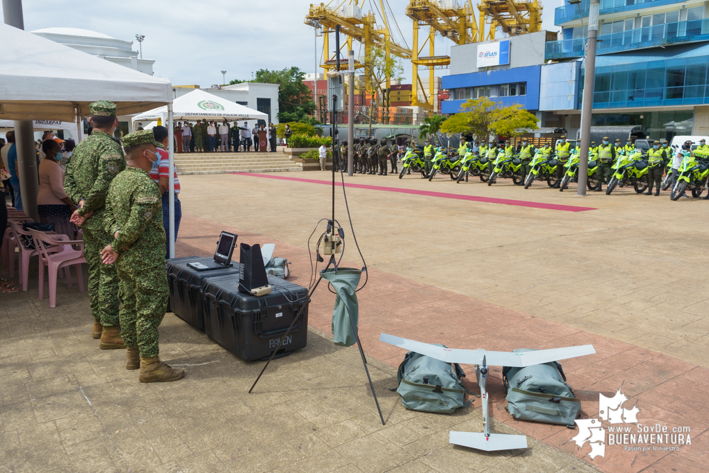 El Mindefensa anunció que 1.040 hombres de la Fuerza Pública garantizan seguridad territorial en los barrios de Buenaventura