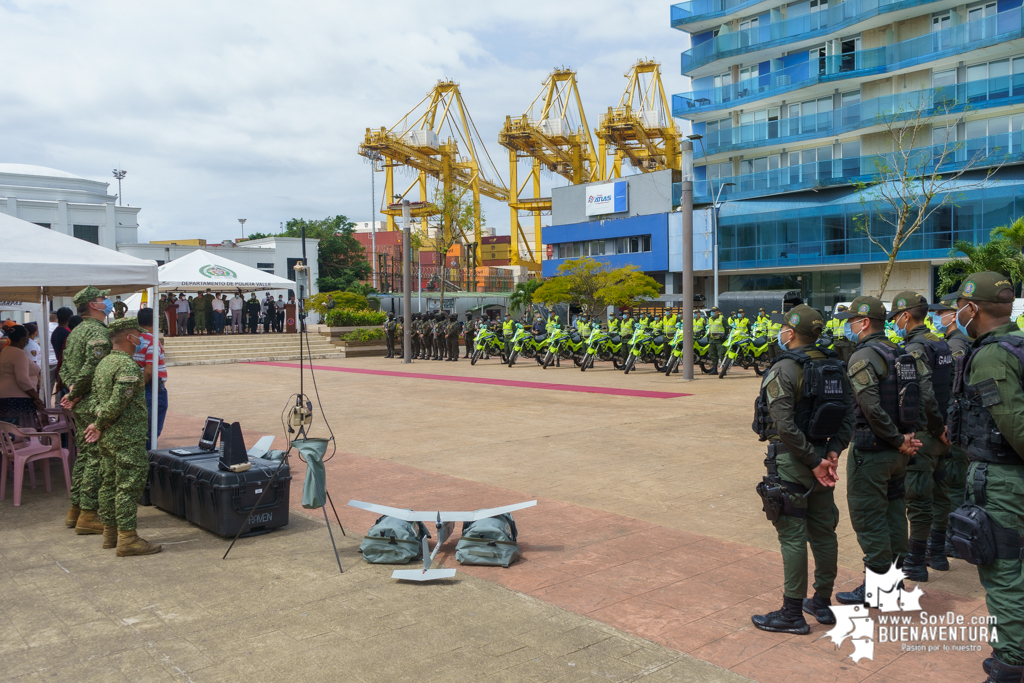 El Mindefensa anunció que 1.040 hombres de la Fuerza Pública garantizan seguridad territorial en los barrios de Buenaventura