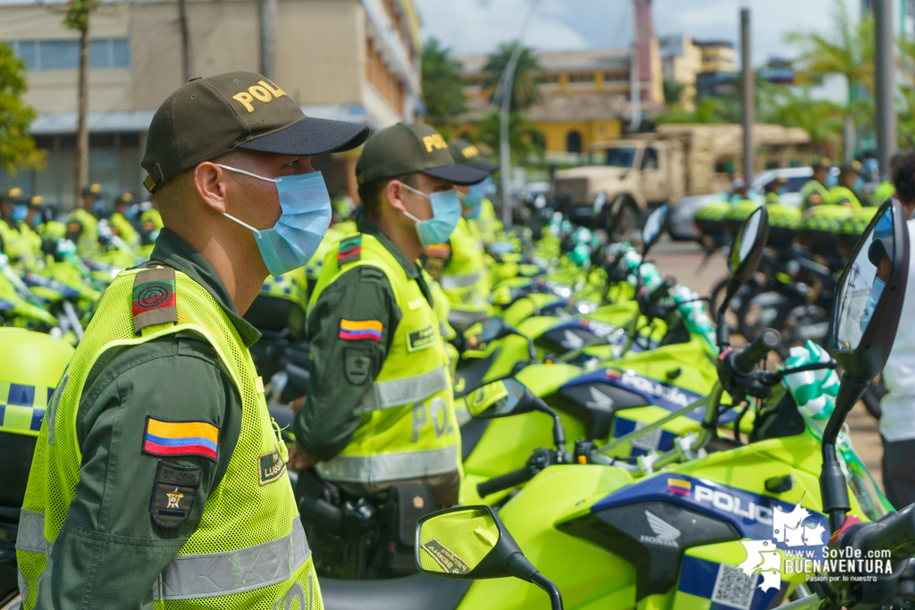 El Mindefensa anunció que 1.040 hombres de la Fuerza Pública garantizan seguridad territorial en los barrios de Buenaventura