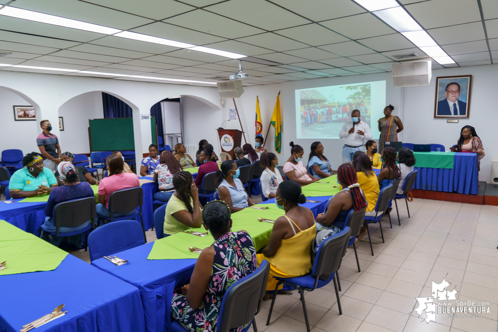 Open Society, la Cámara de Comercio y CDP siguen apoyando a mujeres emprendedoras víctimas del conflicto armado en Buenaventura