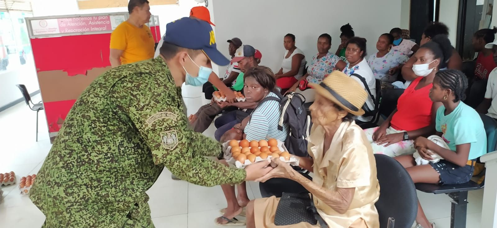 950 familias fueron beneficiadas con la entrega de ayudas humanitarias en el Charco, Nariño