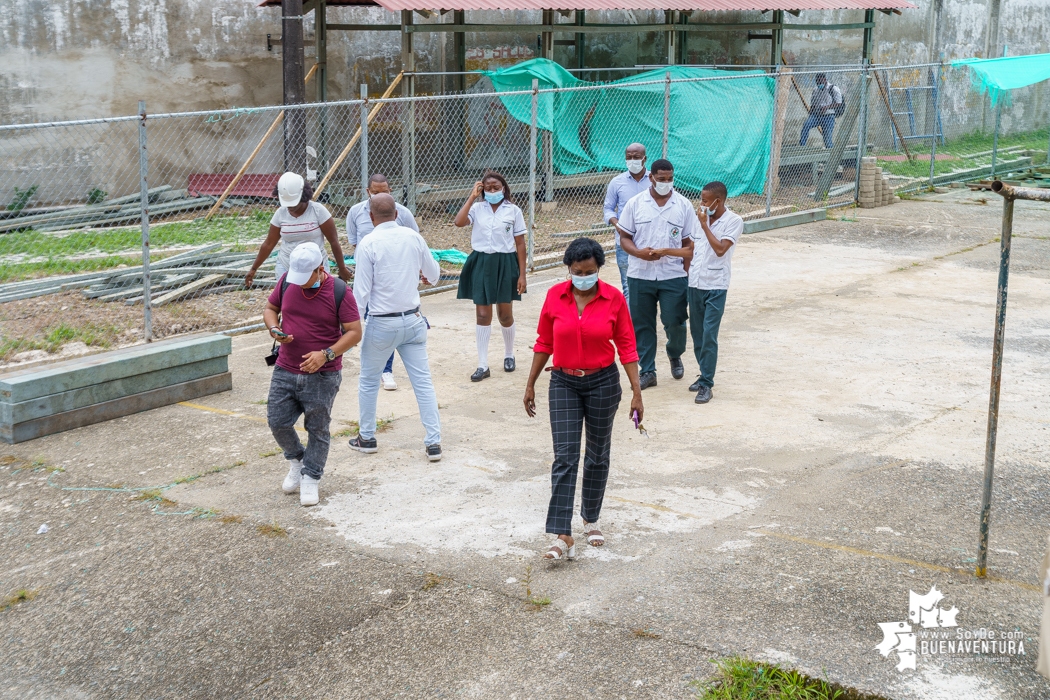 Mejoramientos en algunas instituciones educativas oficiales de Buenaventura fueron terminados y otros están en ejecución