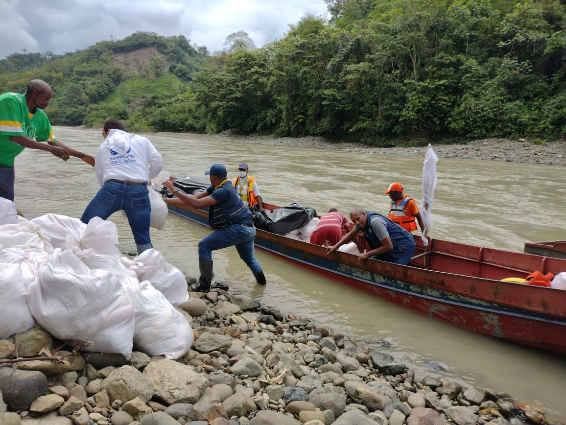 Misión humanitaria de la Defensoría del Pueblo atendió confinamiento de comunidades en Nóvita, Chocó