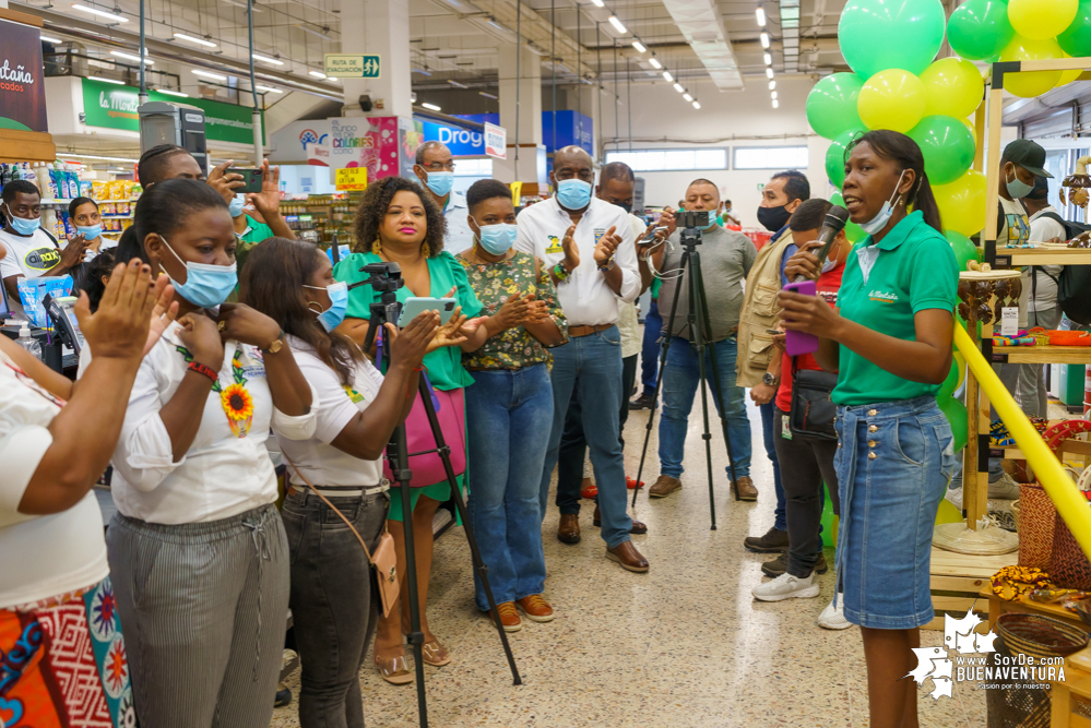 Se inauguró el Rincón del Pacífico en La Montaña Agromercados en local de La 14 Buenaventura