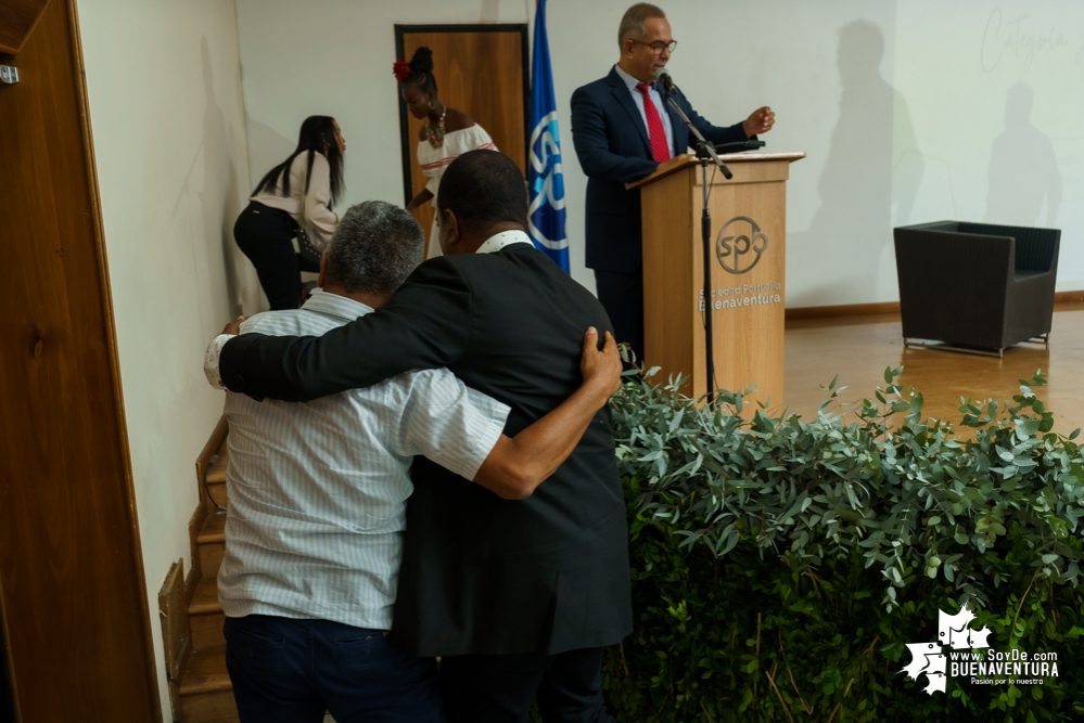 La Sociedad Portuaria Regional de Buenaventura presentó a los ganadores de la primera edición del Premio al Periodismo Positivo 