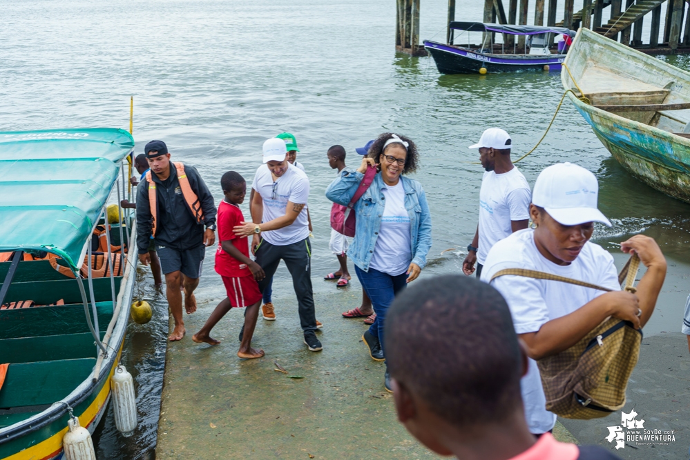 La Asociación de Gestores Ambientales del Pacífico realizó jornada de limpieza de playas en La Bocana en el sector de Changai