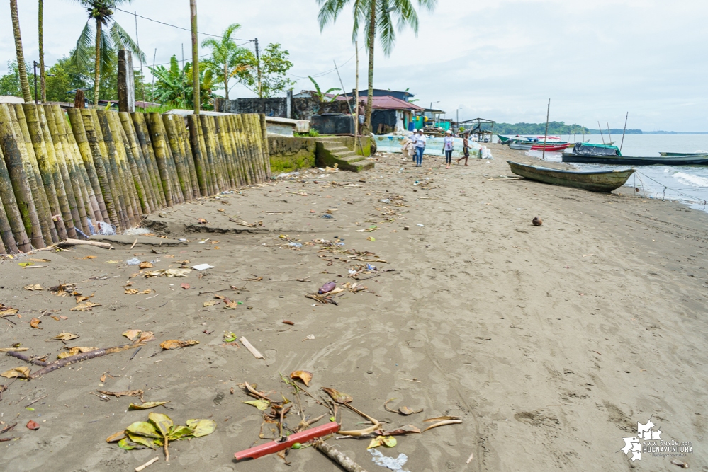 La Asociación de Gestores Ambientales del Pacífico realizó jornada de limpieza de playas en La Bocana en el sector de Changai