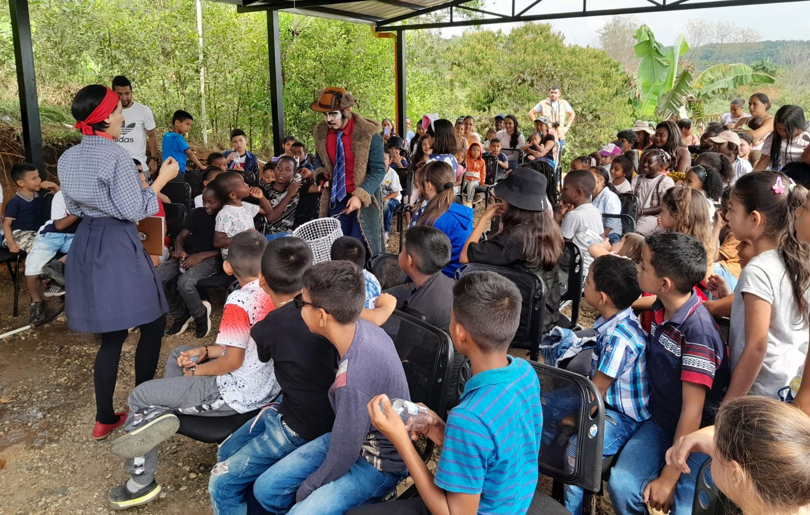 Sonrisas y momentos inolvidables vivieron los niños y niñas de la vereda El Chontaduro en Cali