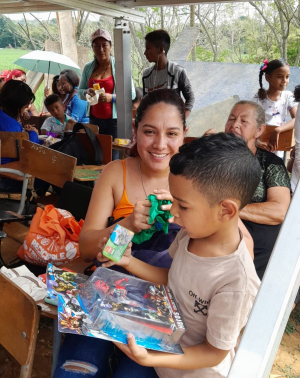 Sonrisas y momentos inolvidables vivieron los niños y niñas de la vereda El Chontaduro en Cali