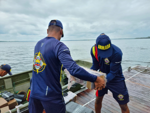 Fueron interceptados 2 semisumergibles cuando navegaban en el pacífico colombiano con cocaína 