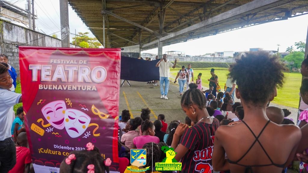 Con asistencia de 300 menores se realizó el Festival de Teatro en el Distrito de Buenaventura