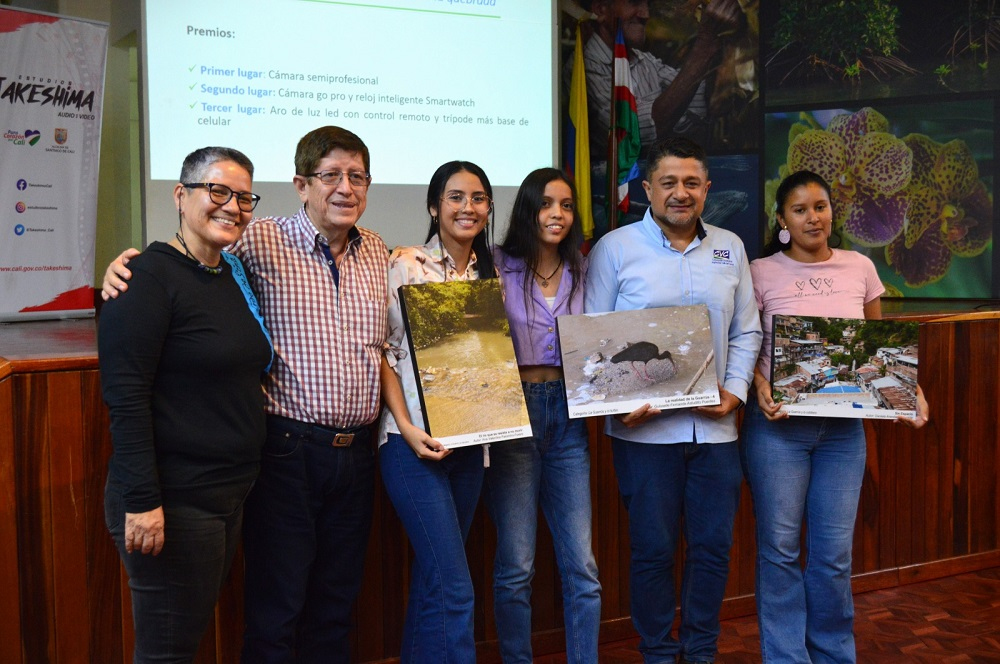 Tres mujeres fueron las ganadoras del concurso de fotografía ambiental de la CVC