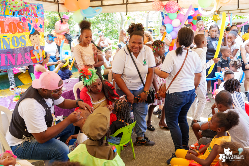 La Administración Distrital de Buenaventura celebró el Día los Niños y Niñas a través del despacho de la Gestora Social, Edith Obando