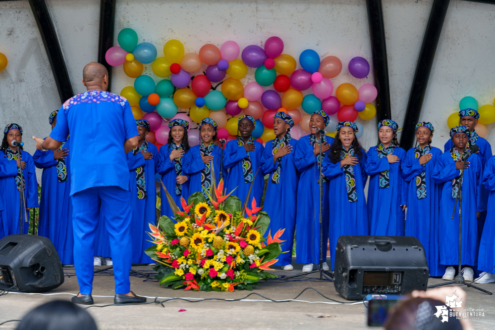 La Administración Distrital de Buenaventura celebró el Día los Niños y Niñas a través del despacho de la Gestora Social, Edith Obando