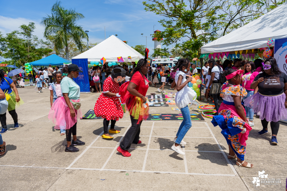 La Administración Distrital de Buenaventura celebró el Día los Niños y Niñas a través del despacho de la Gestora Social, Edith Obando